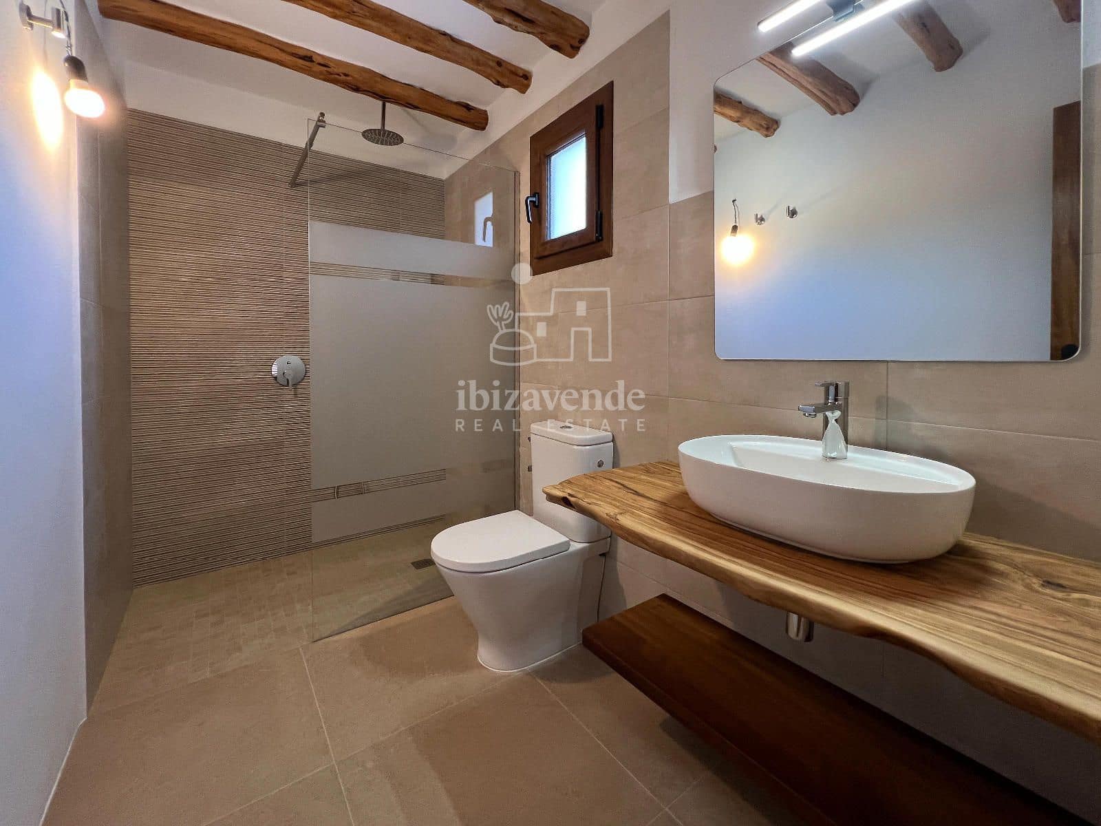 6 soveværelse Villa til leje i Santa Eulalia / Santa Eularia med garage - € 6.000 (Ref: 8771029)