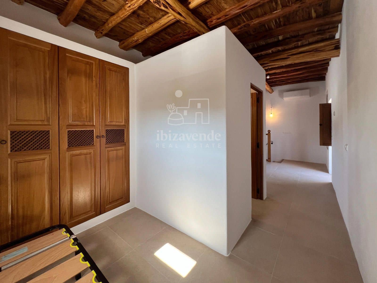 6 soveværelse Villa til leje i Santa Eulalia / Santa Eularia med garage - € 6.000 (Ref: 8771029)