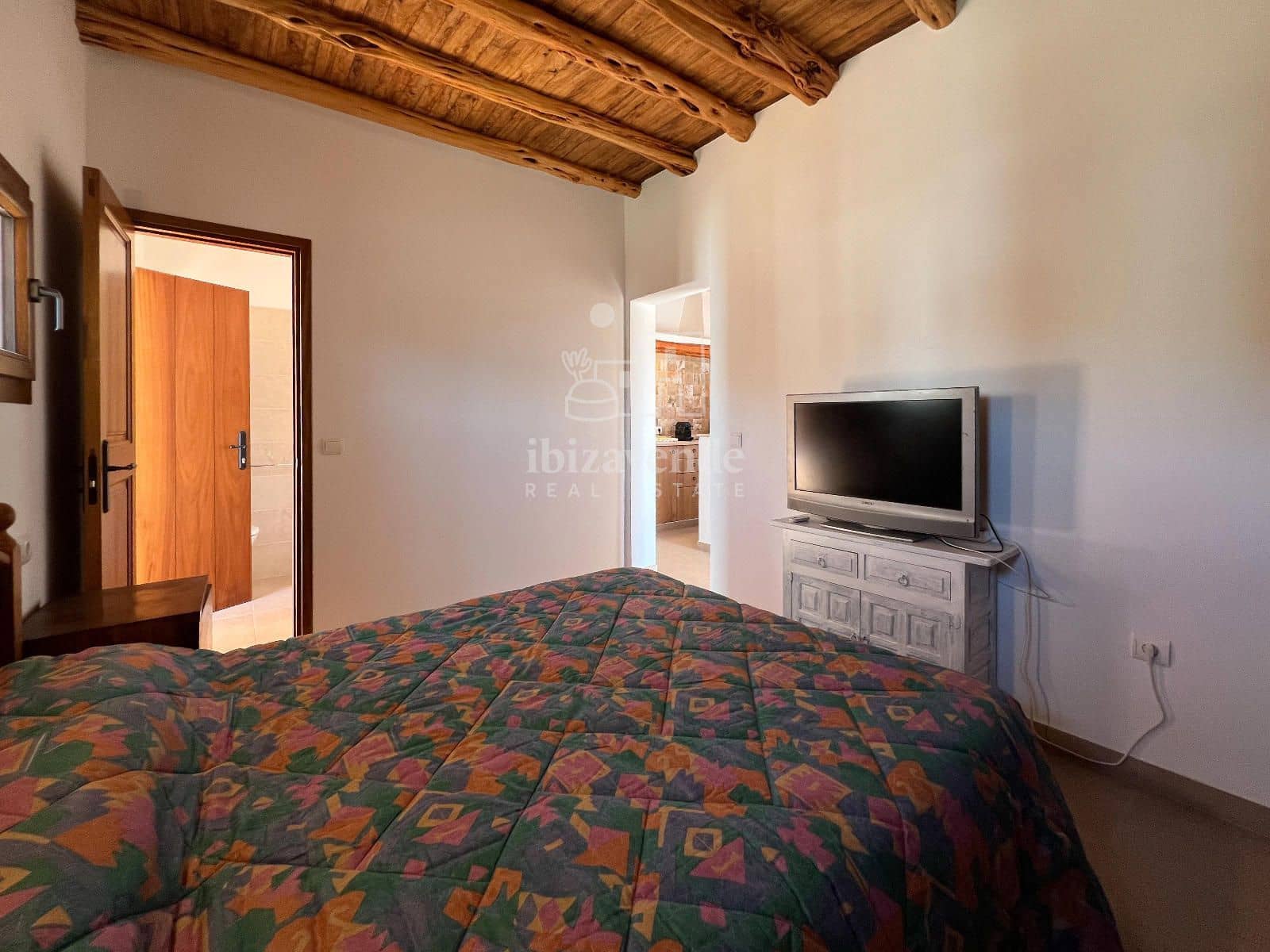 6 soveværelse Villa til leje i Santa Eulalia / Santa Eularia med garage - € 6.000 (Ref: 8771029)