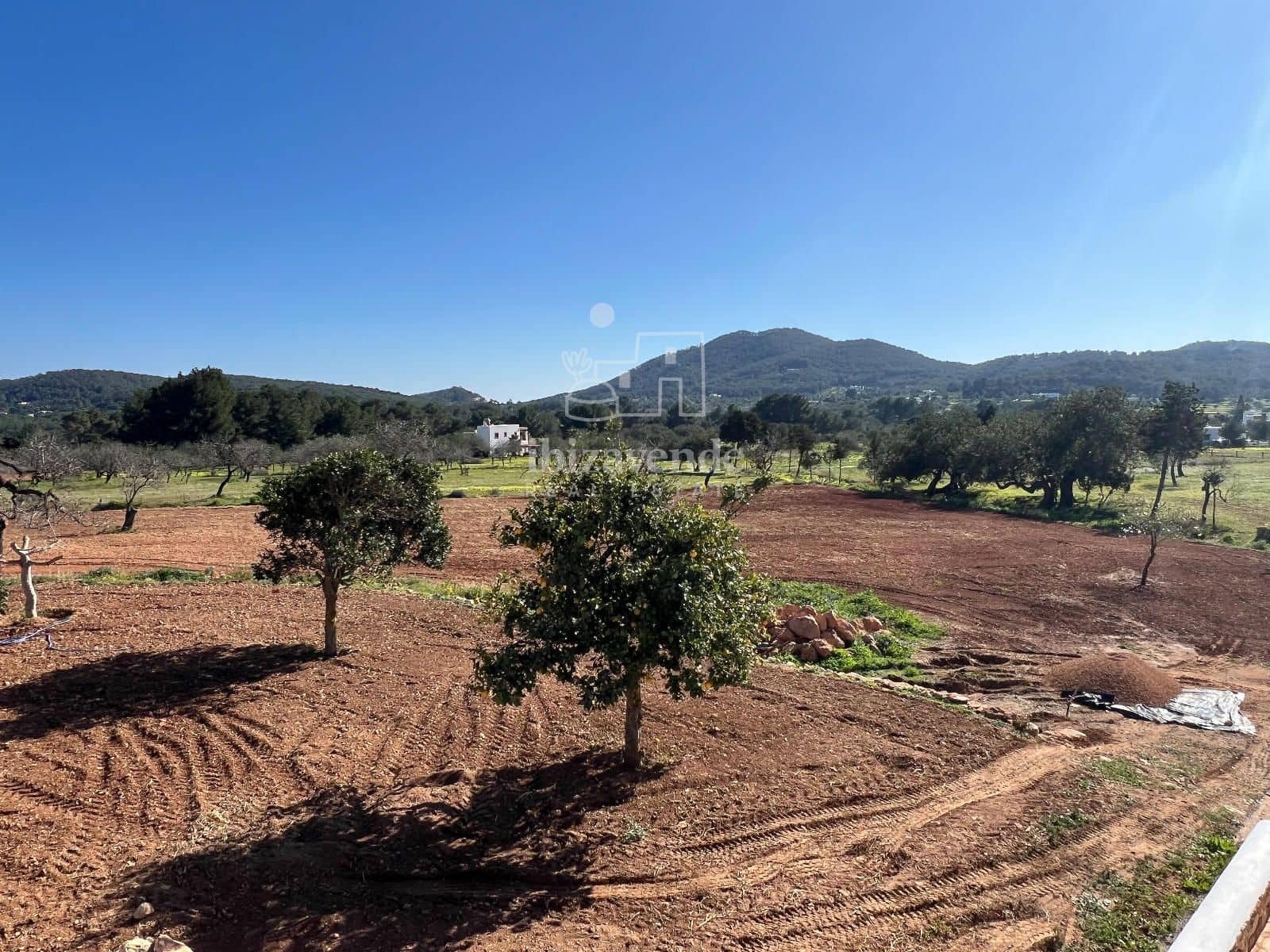 6 soveværelse Villa til leje i Santa Eulalia / Santa Eularia med garage - € 6.000 (Ref: 8771029)