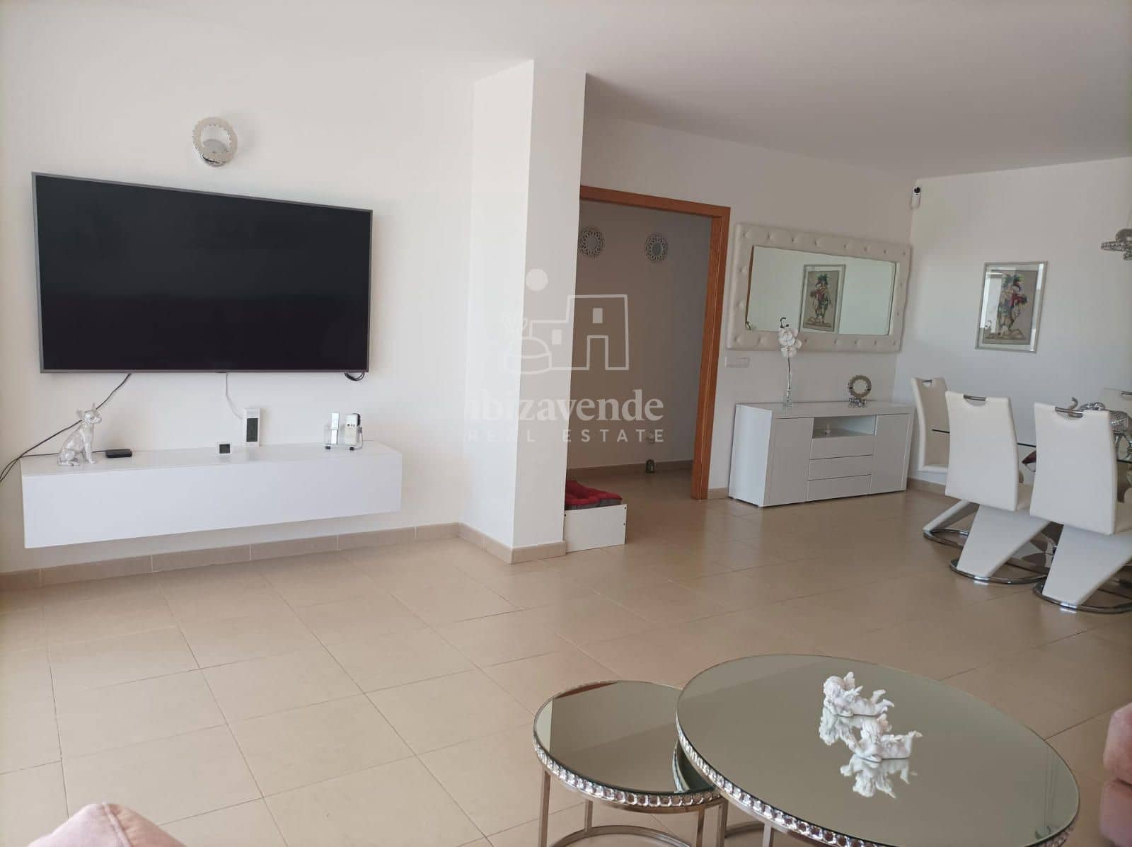 3 soverom Leilighet til salgs i Sant Rafael de Sa Creu med svømmebasseng garasje - € 795 000 (Ref: 8781323)