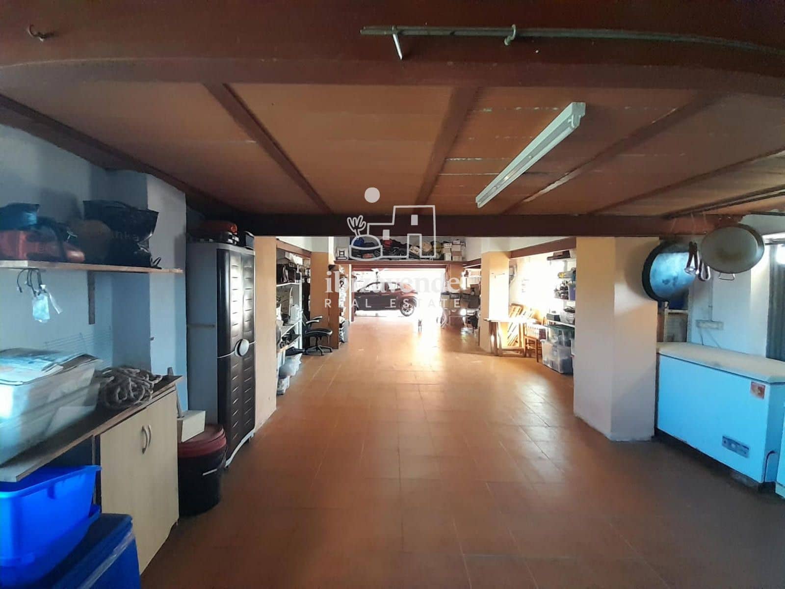3 makuuhuone Huvila myytävänä paikassa Sant Jordi de Ses Salines mukana uima-altaan 
autotalli - 1 190 000 € (Ref: 8783814)