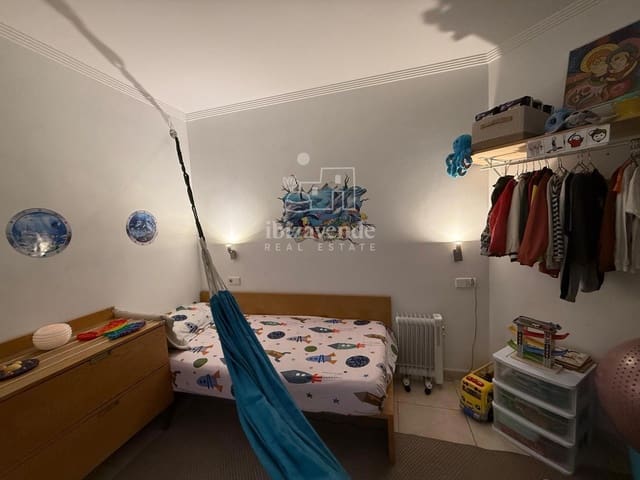 2 slaapkamer Flat te koop in Sant Antoni de Portmany - € 395.000 (Ref: 8783815)