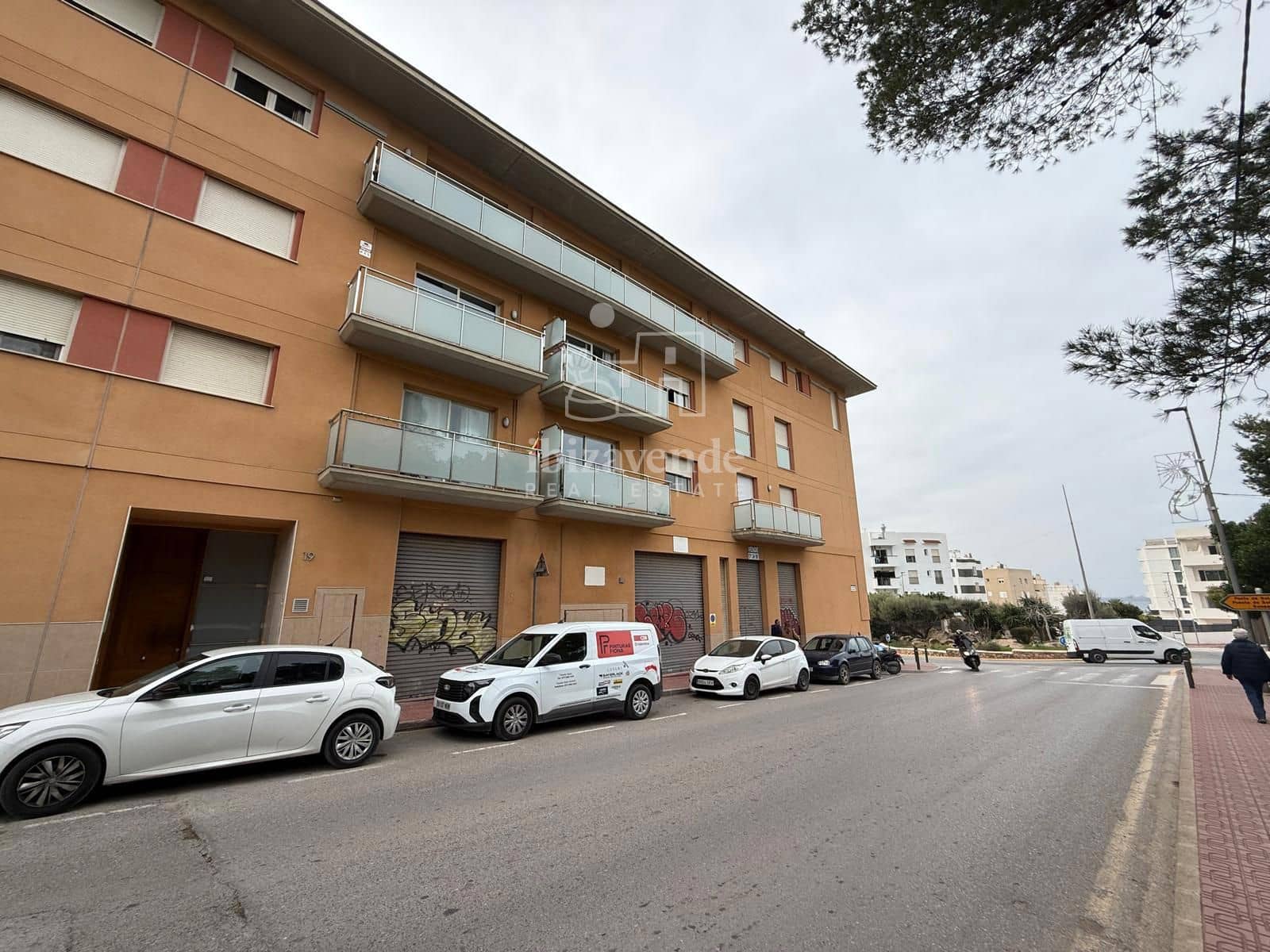 2 slaapkamer Flat te koop in Sant Antoni de Portmany - € 395.000 (Ref: 8783815)