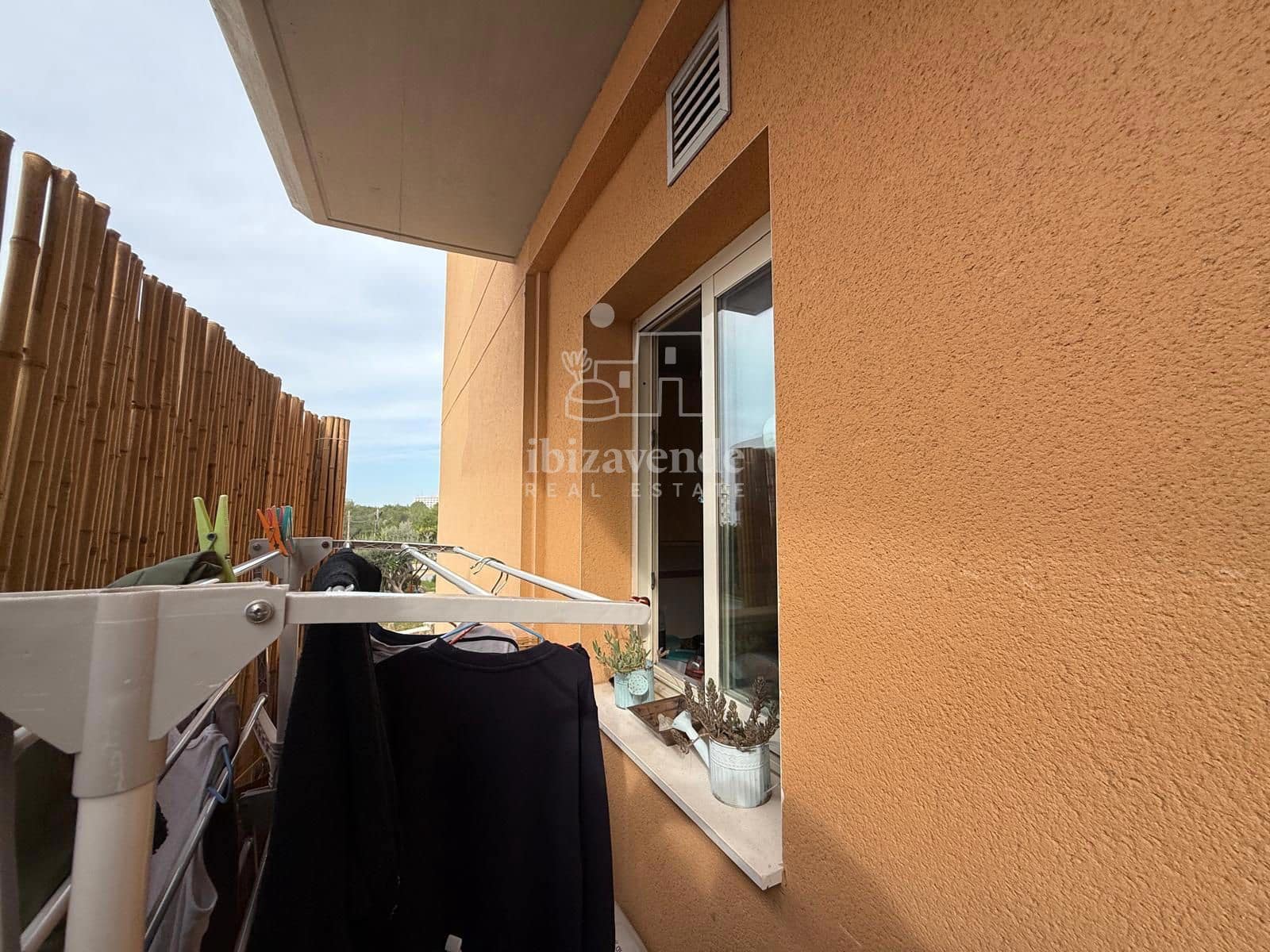 2 slaapkamer Flat te koop in Sant Antoni de Portmany - € 395.000 (Ref: 8783815)