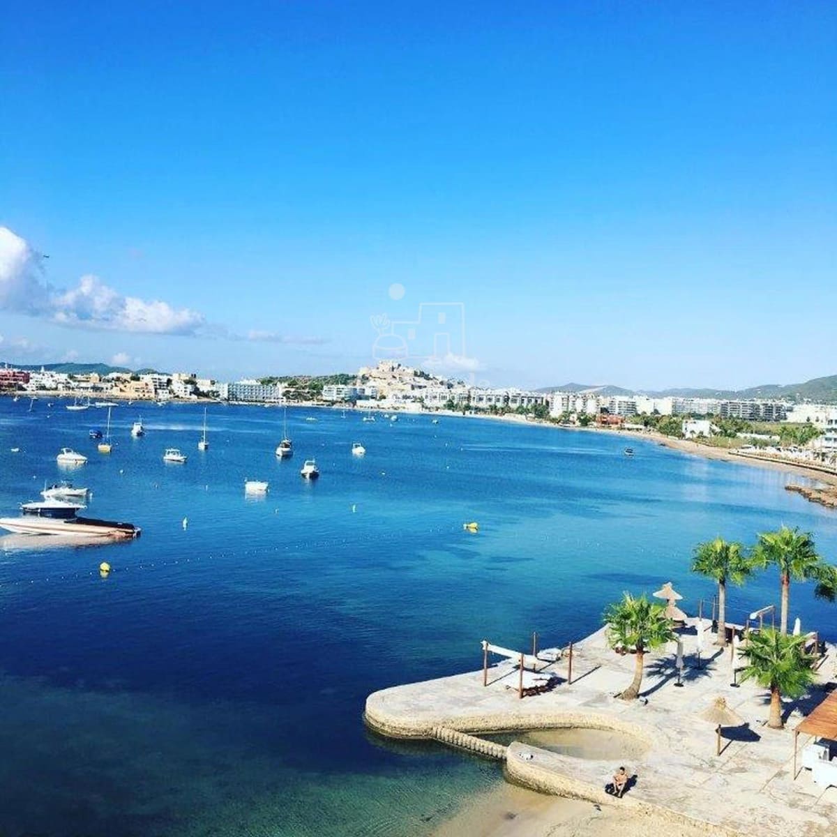 7 Zimmer Villa zu verkaufen in Santa Eulalia / Santa Eularia mit Pool Garage - 15.000.000 € (Ref: 8783816)