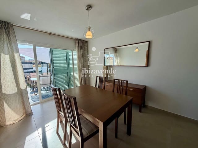 3 quarto Casa em Banda para arrendar em Cala d'en Bou, San Jose / Sant Josep de Sa Talaia com piscina garagem - 3 500 € (Ref: 8792278)