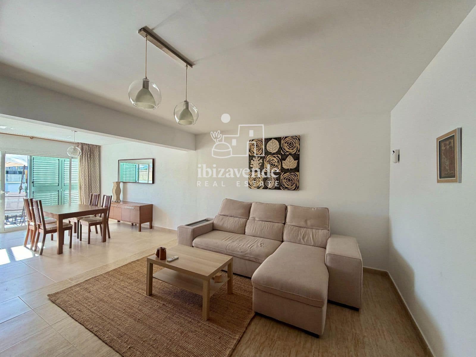 3 bedroom Townhouse for rent in Cala d'en Bou with pool garage - € 3,500 (Ref: 8792278)