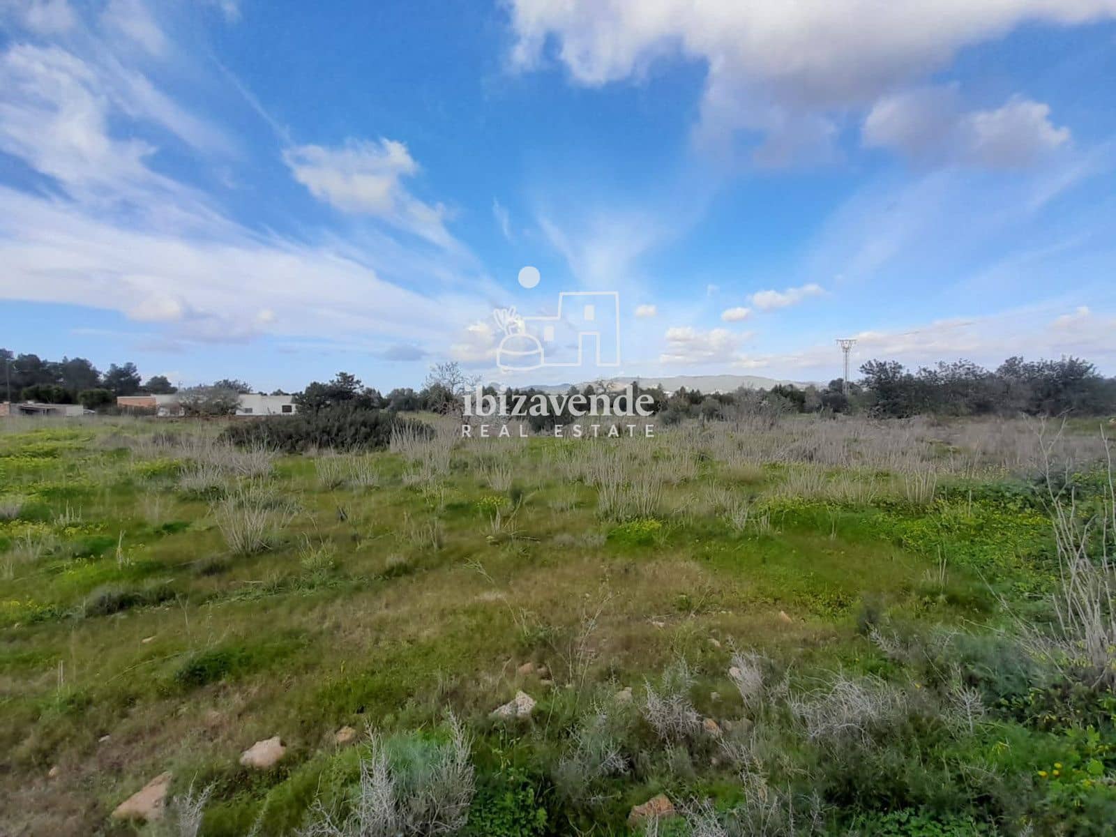 Działka budowlana na sprzedaż w Cala d'en Bou - 1 690 000 € (Ref: 8798843)