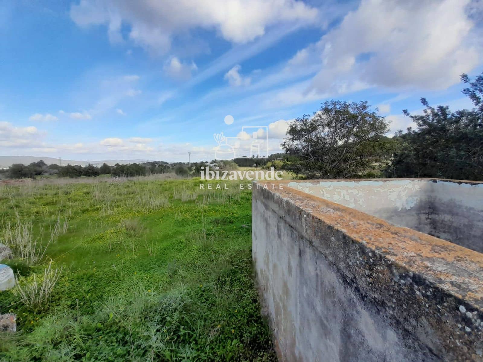 Działka budowlana na sprzedaż w Cala d'en Bou - 1 690 000 € (Ref: 8798843)