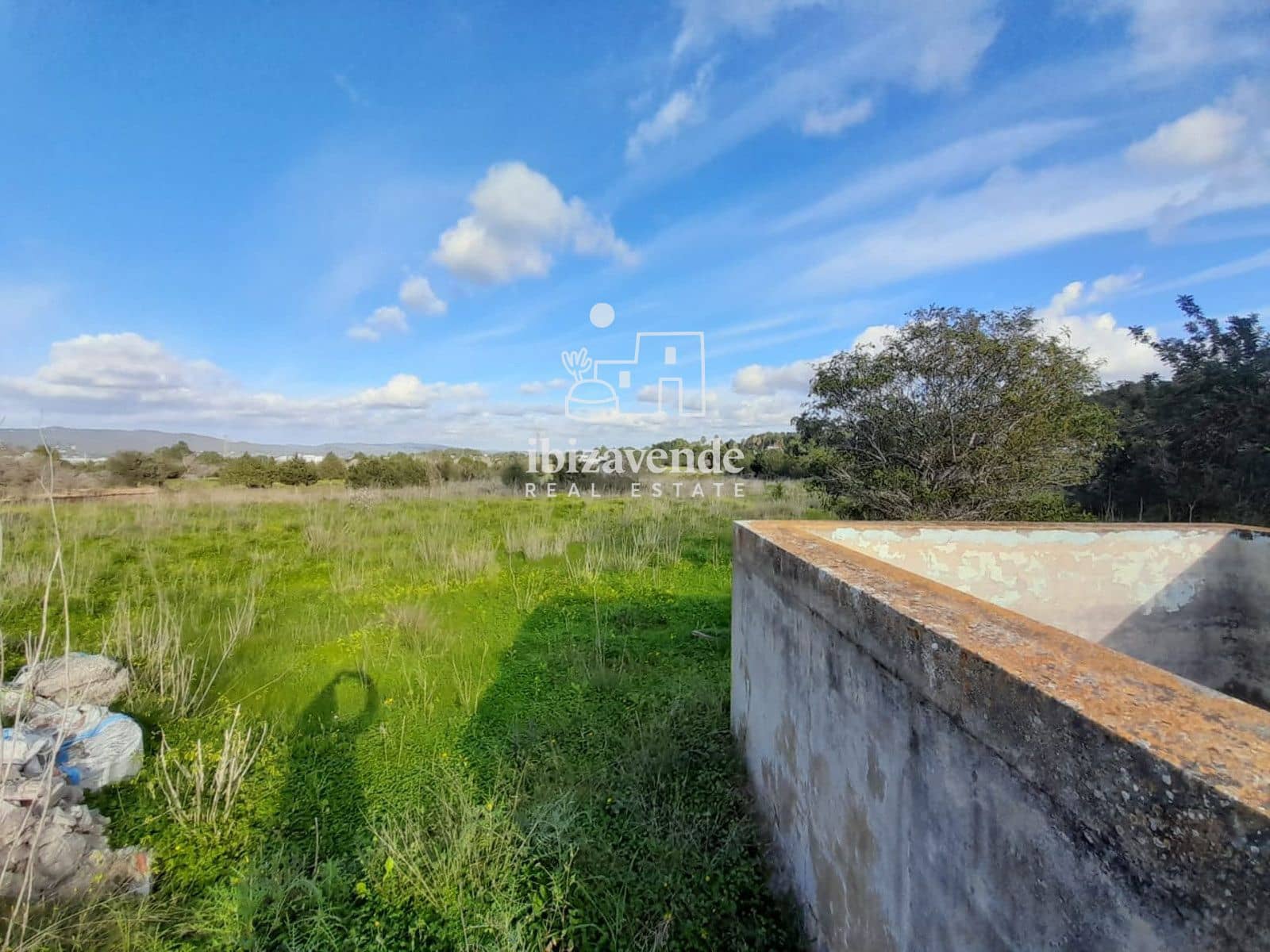 Działka budowlana na sprzedaż w Cala d'en Bou - 1 690 000 € (Ref: 8798843)