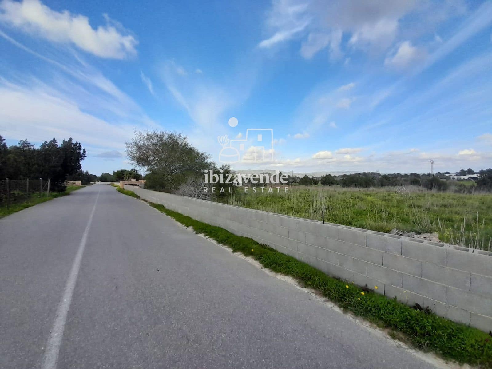 Działka budowlana na sprzedaż w Cala d'en Bou - 1 690 000 € (Ref: 8798843)