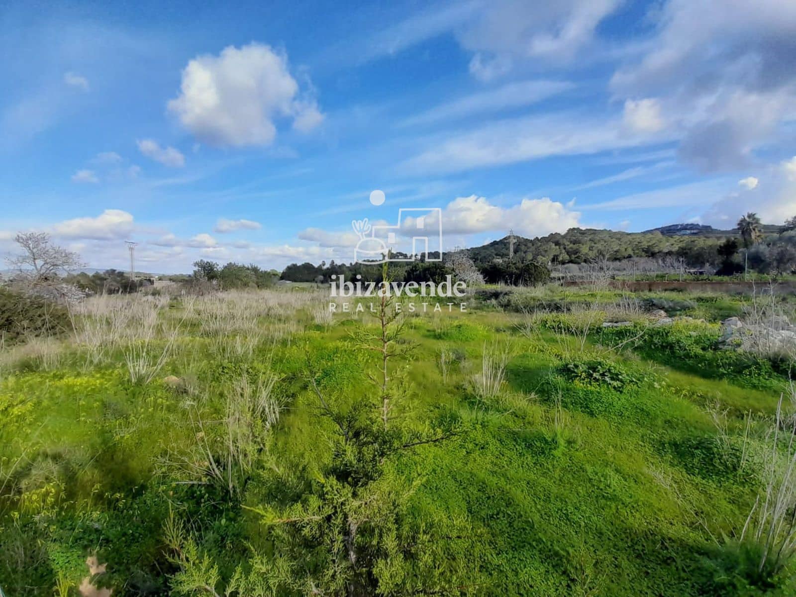 Działka budowlana na sprzedaż w Cala d'en Bou - 1 690 000 € (Ref: 8798843)
