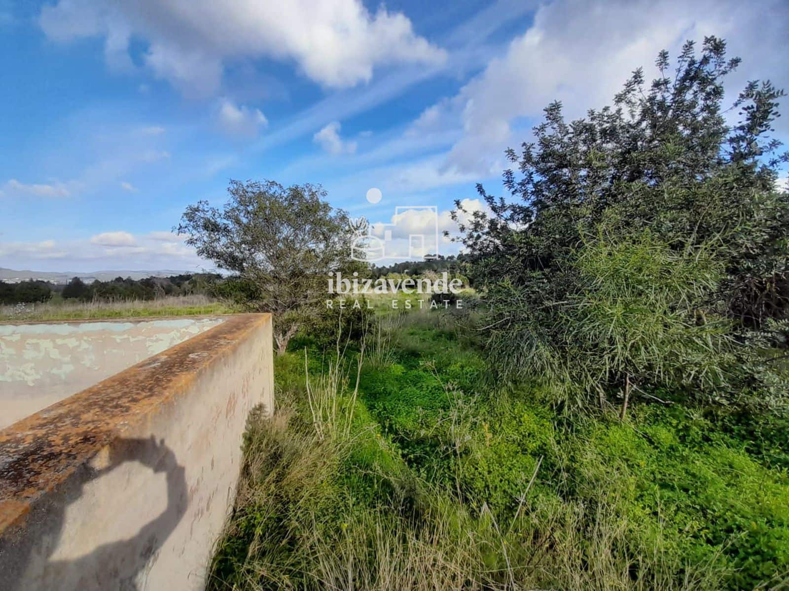 Działka budowlana na sprzedaż w Cala d'en Bou - 1 690 000 € (Ref: 8798843)