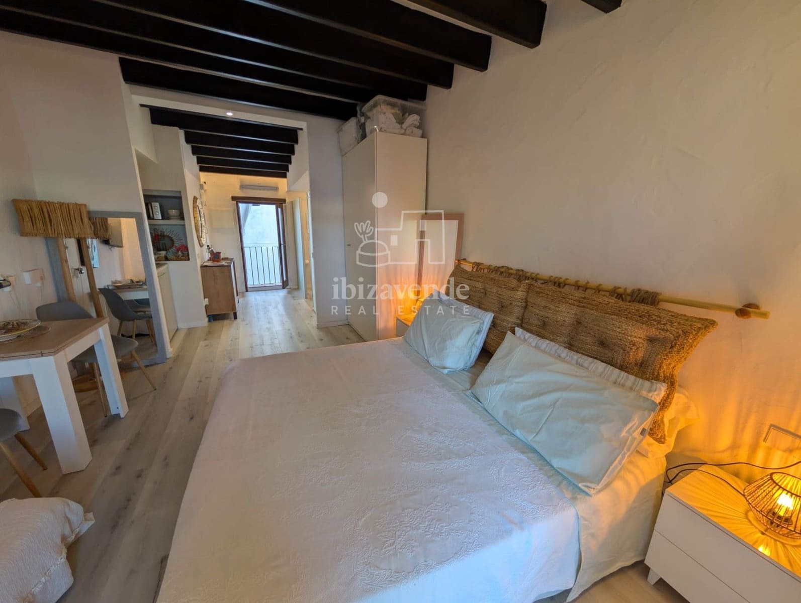 1 sypialnia Mieszkanie do wynajęcia w Miasto Ibiza / Eivissa - 1 000 € (Ref: 8825131)