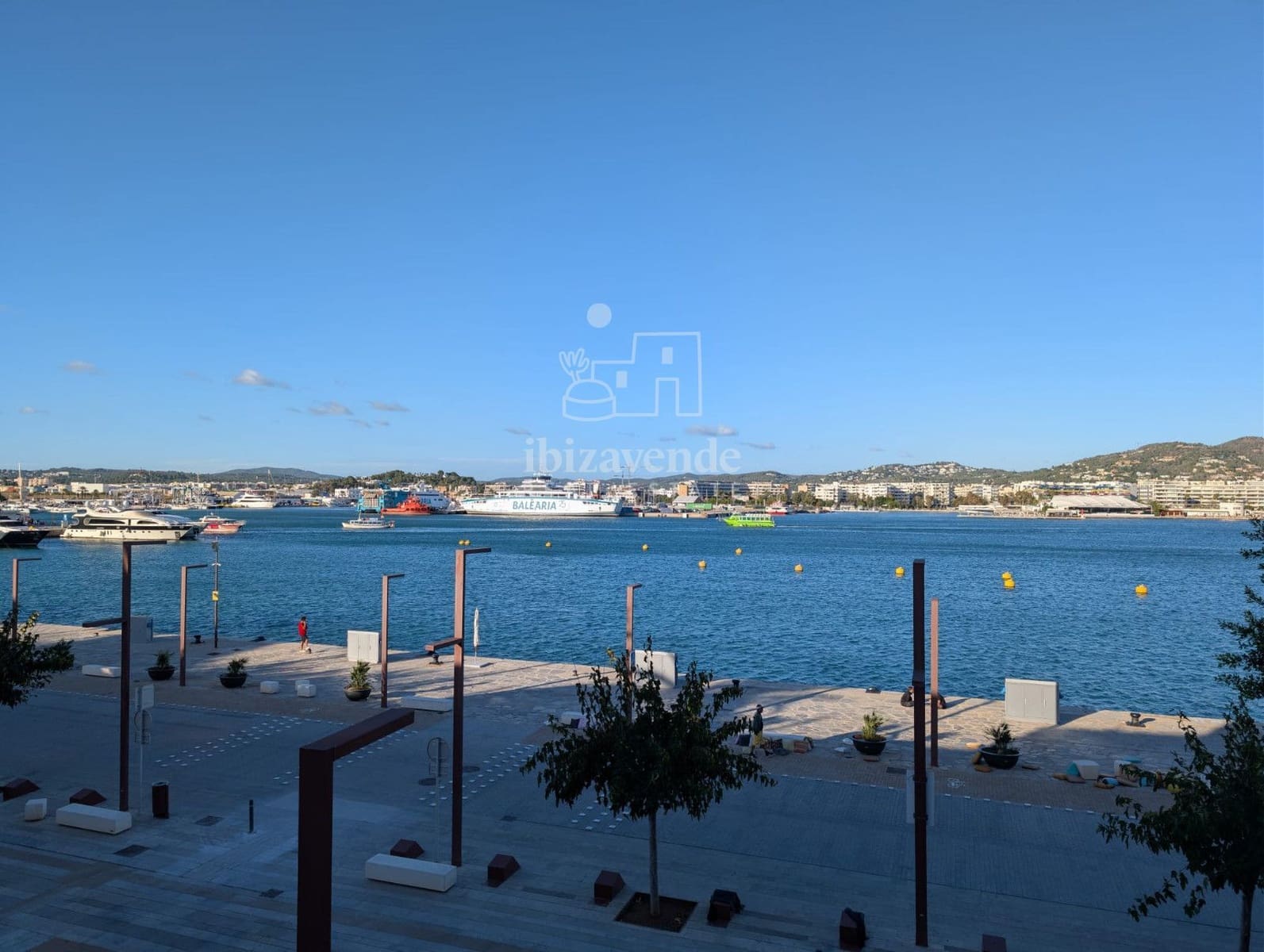 1 sypialnia Mieszkanie do wynajęcia w Miasto Ibiza / Eivissa - 1 000 € (Ref: 8825131)