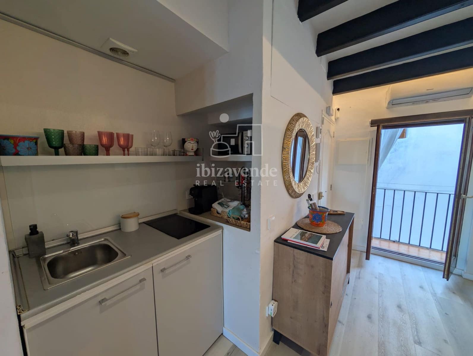 1 sypialnia Mieszkanie do wynajęcia w Miasto Ibiza / Eivissa - 1 000 € (Ref: 8825131)
