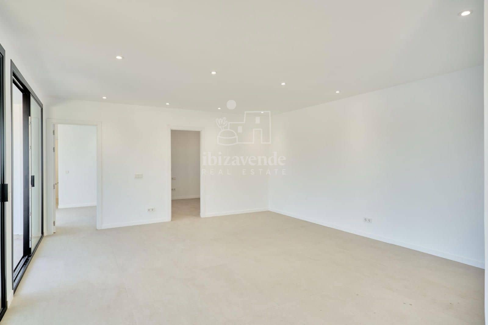 5 soveværelse Villa til salg i Sant Antoni de Portmany med swimmingpool garage - € 1.600.000 (Ref: 8847431)