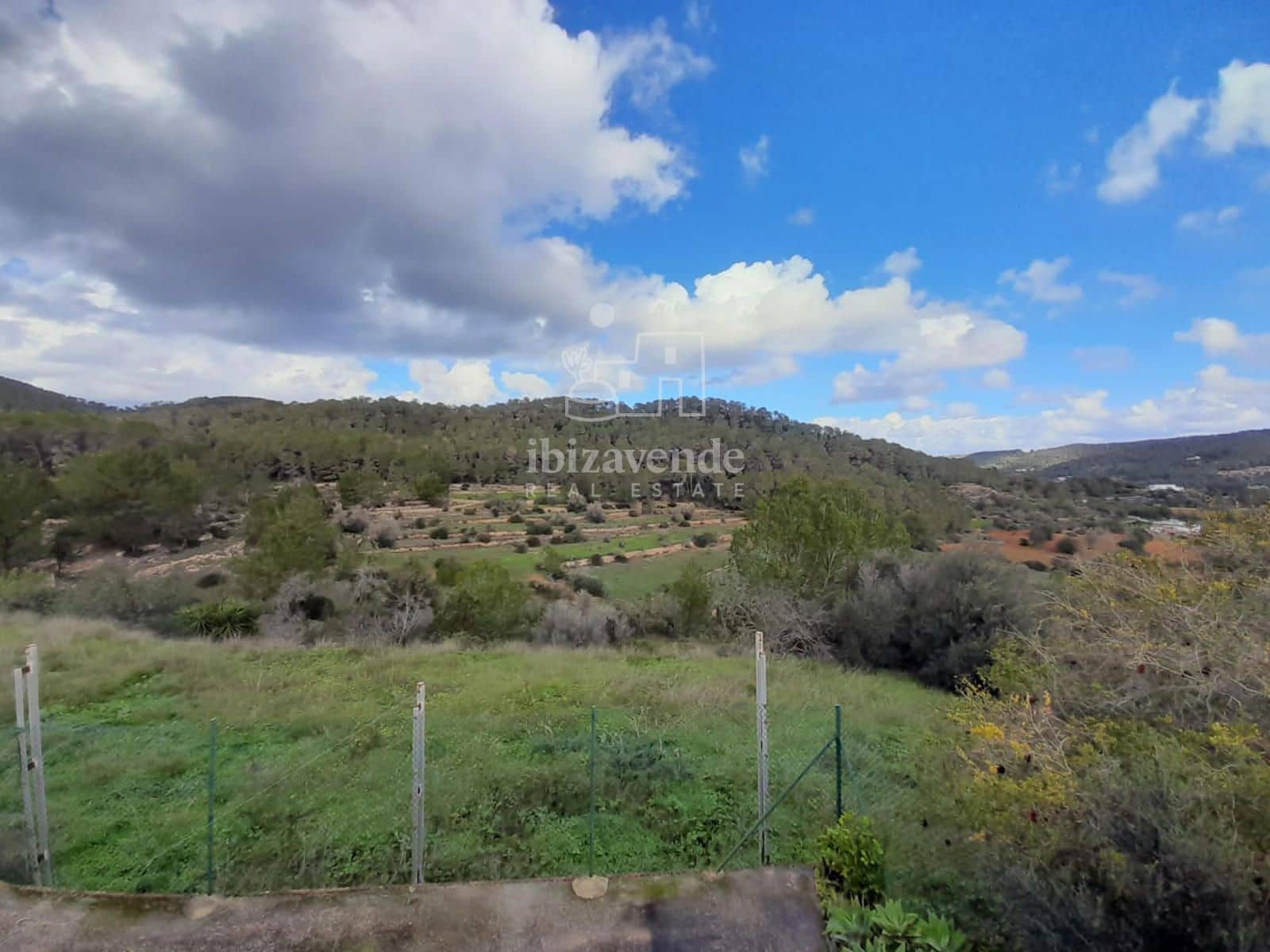 3 soveværelse Byhus til salg i Sant Antoni de Portmany med garage - € 1.800.000 (Ref: 8873345)