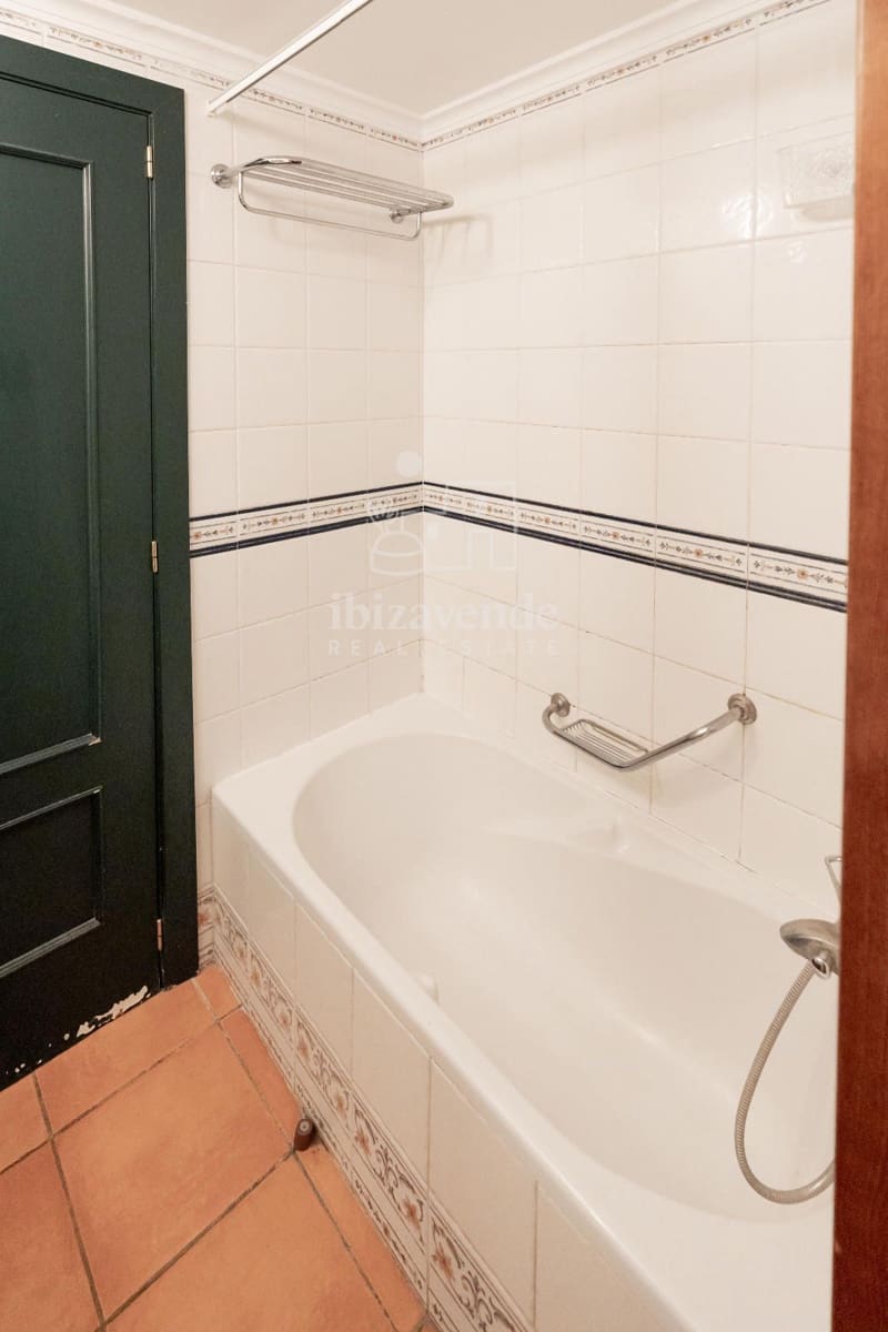 1 soveværelse Lejlighed til salg i Sant Joan de Labritja med garage - € 315.000 (Ref: 8875911)