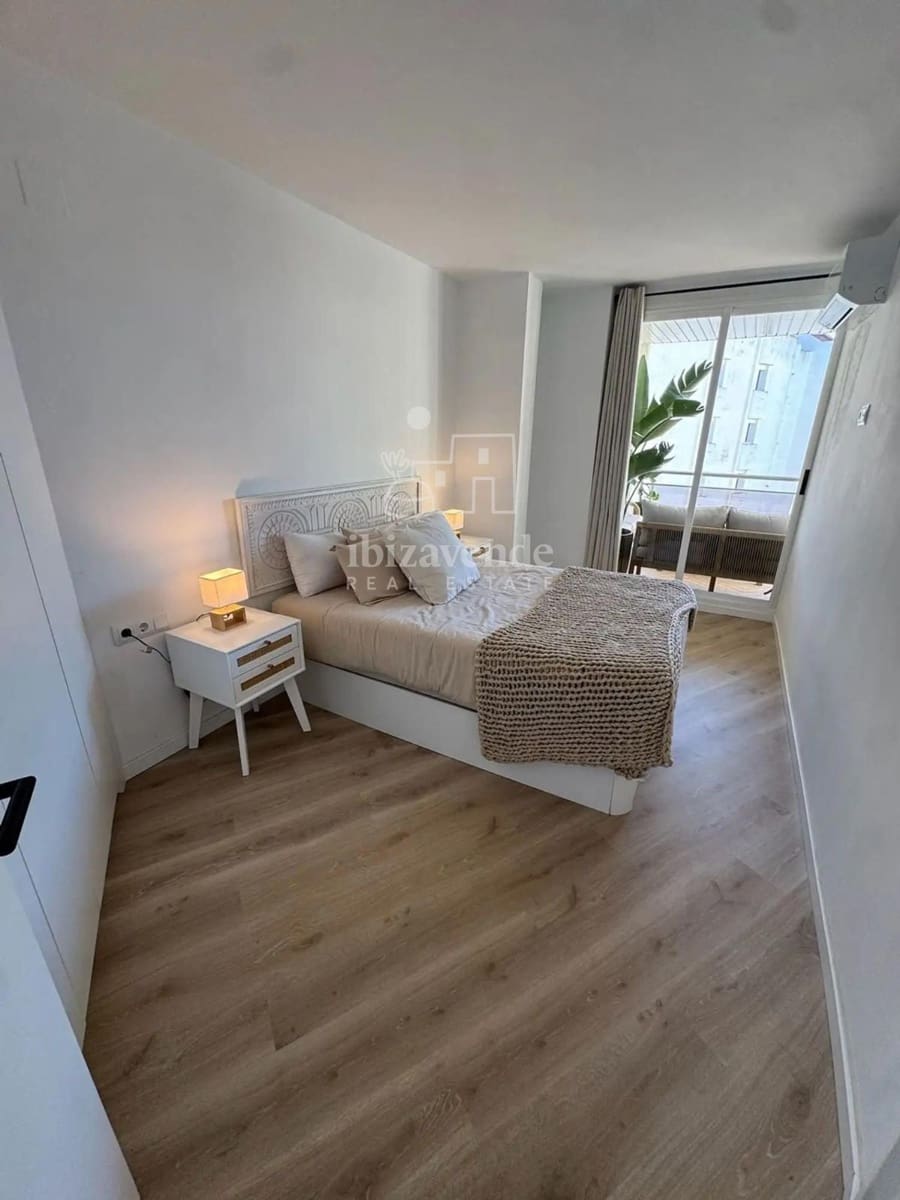 2 soverom Leilighet til salgs i Ibiza by med svømmebasseng - € 849 000 (Ref: 8886345)