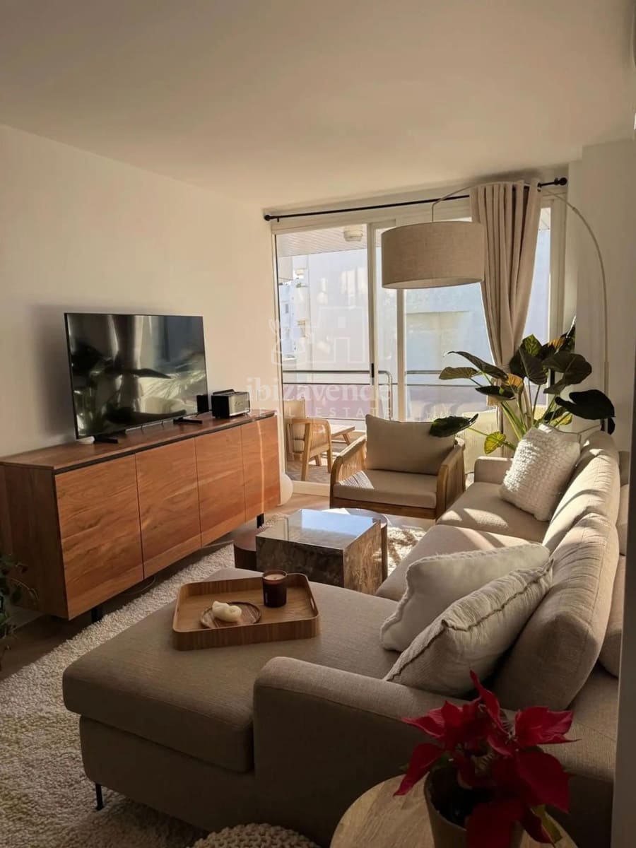 2 soverom Leilighet til salgs i Ibiza by med svømmebasseng - € 849 000 (Ref: 8886345)