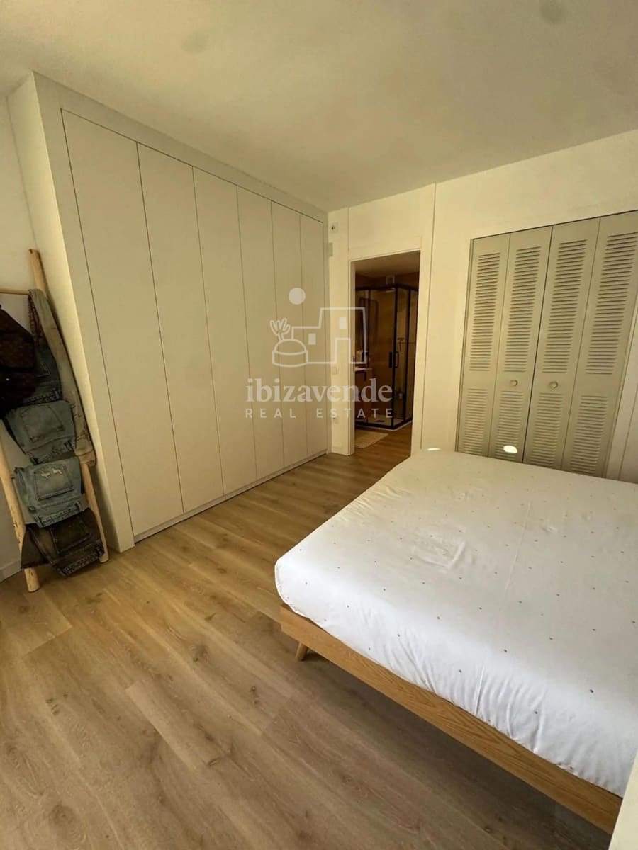 2 soverom Leilighet til salgs i Ibiza by med svømmebasseng - € 849 000 (Ref: 8886345)