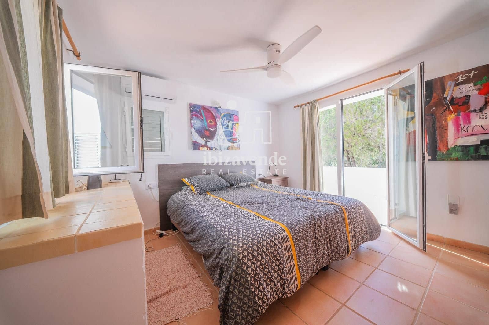 4 soveværelse Villa til leje i Cala Tarida med garage - € 8.000 (Ref: 8941528)