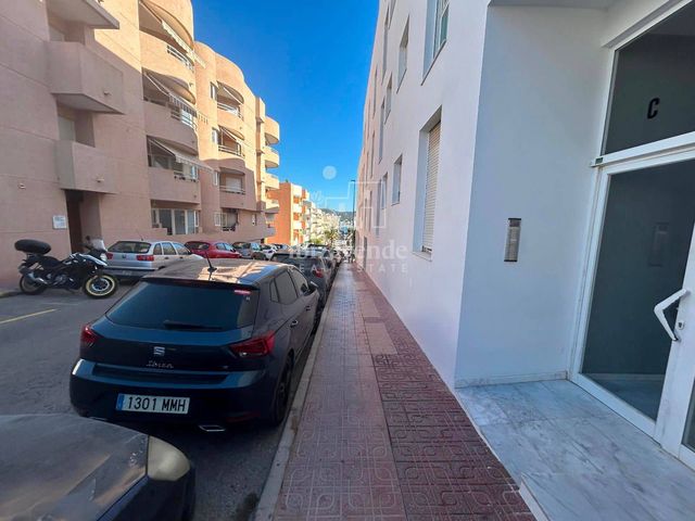 2 soverom Leilighet til leie i Sant Antoni de Portmany - € 1 800 (Ref: 9035442)