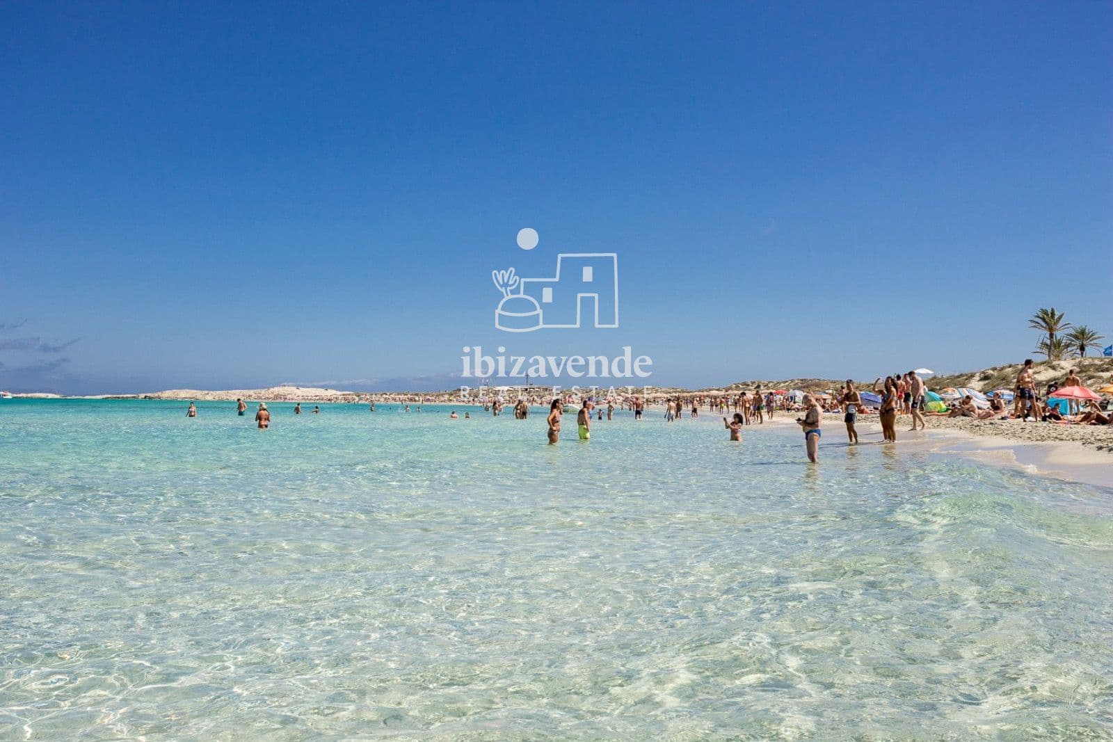 4 bedroom Villa for sale in Formentera municipality - € 1,970,000 (Ref: 9035444)