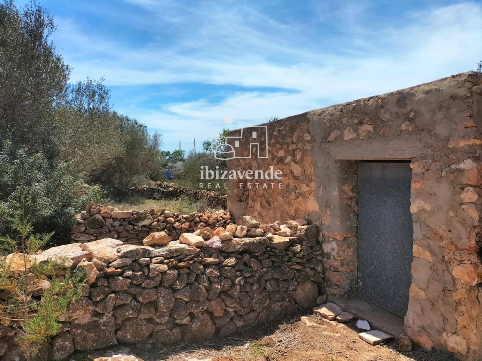 4 bedroom Villa for sale in Formentera municipality - € 1,970,000 (Ref: 9035444)