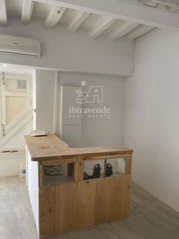 Commercial for rent in Ibiza / Eivissa town - € 1,666 (Ref: 9035445)