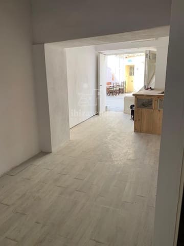 Commercial for rent in Ibiza / Eivissa town - € 1,666 (Ref: 9035445)