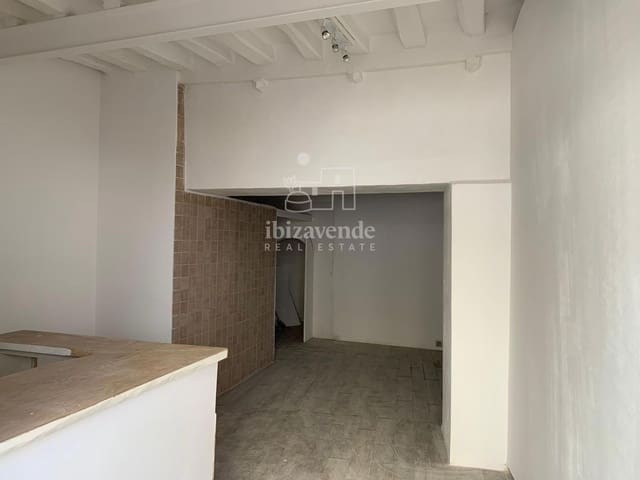 Commercial for rent in Ibiza / Eivissa town - € 1,666 (Ref: 9035445)
