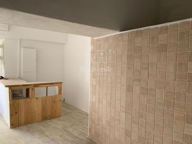Commercial for rent in Ibiza / Eivissa town - € 1,666 (Ref: 9035445)