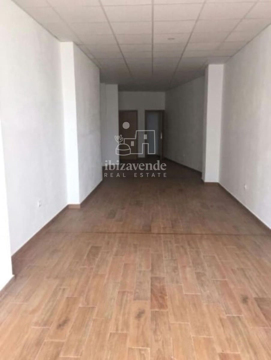 Kommersiell til salgs i Sant Antoni de Portmany - € 165 000 (Ref: 9035447)