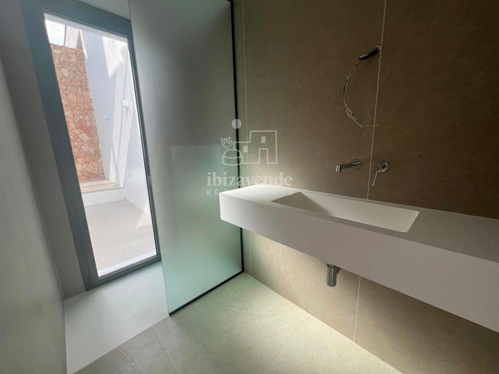 5 soveværelse Villa til leje i Santa Eulalia / Santa Eularia med swimmingpool garage - € 9.000 (Ref: 9035449)