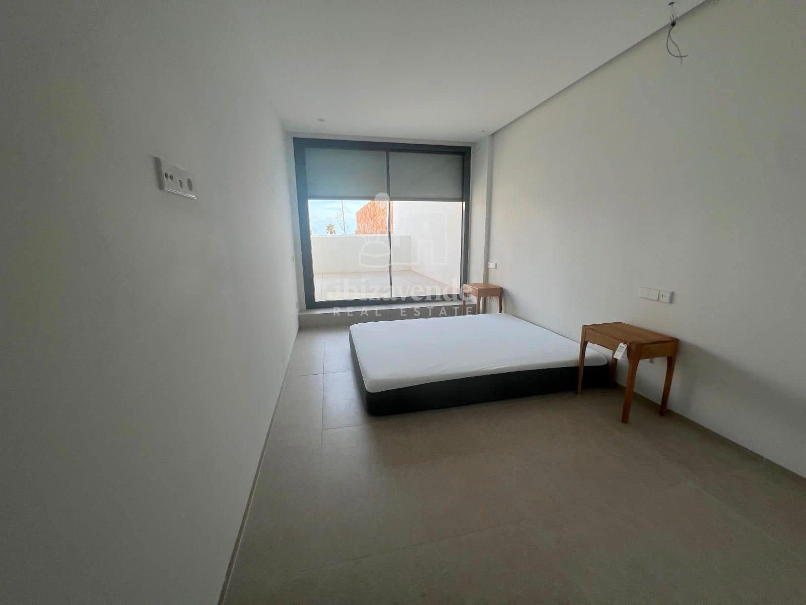 5 soveværelse Villa til leje i Santa Eulalia / Santa Eularia med swimmingpool garage - € 9.000 (Ref: 9035449)