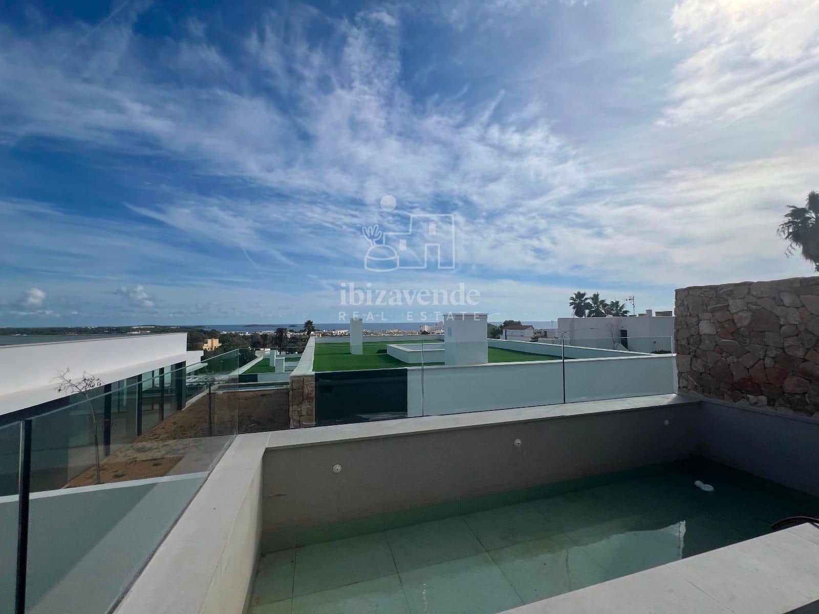 5 soveværelse Villa til leje i Santa Eulalia / Santa Eularia med swimmingpool garage - € 9.000 (Ref: 9035449)