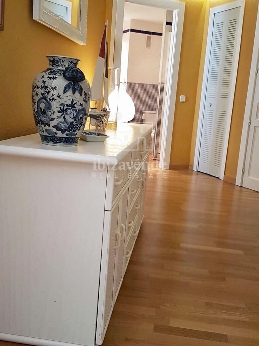 2 soverom Leilighet til salgs i Ibiza by med svømmebasseng - € 950 000 (Ref: 9041449)