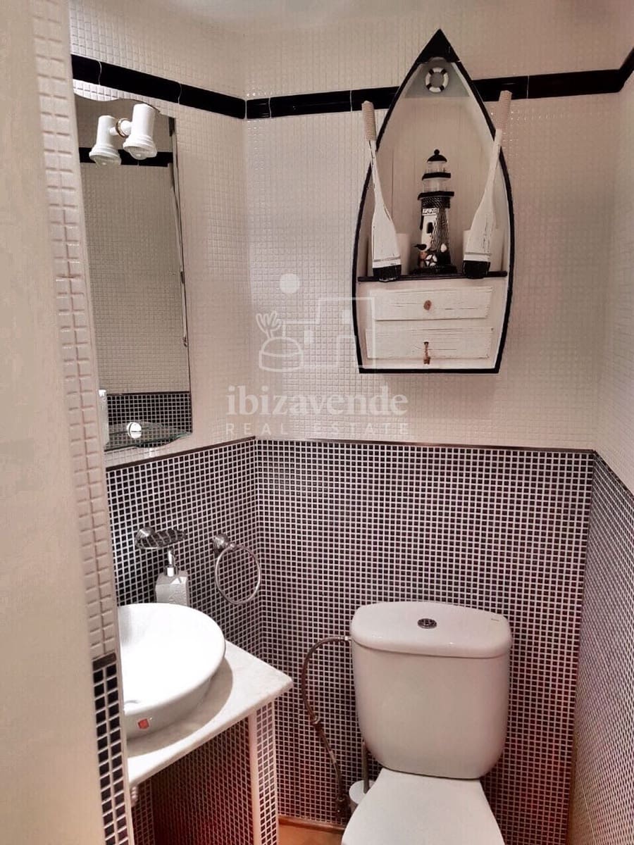 2 soverom Leilighet til salgs i Ibiza by med svømmebasseng - € 950 000 (Ref: 9041449)