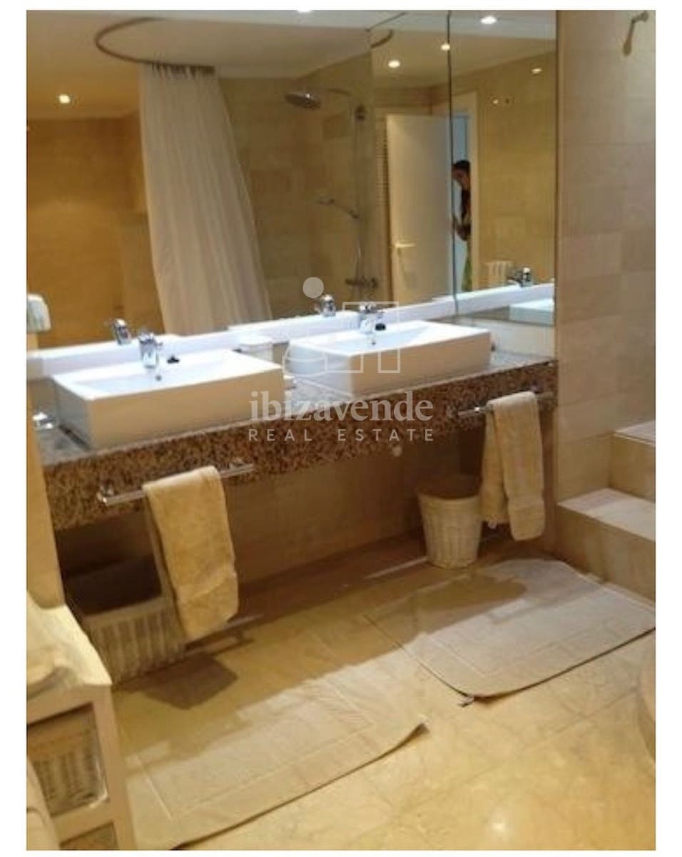 6 sovrum Lägenhet till salu i Ibiza stad med pool garage - 3 400 000 € (Ref: 9041450)