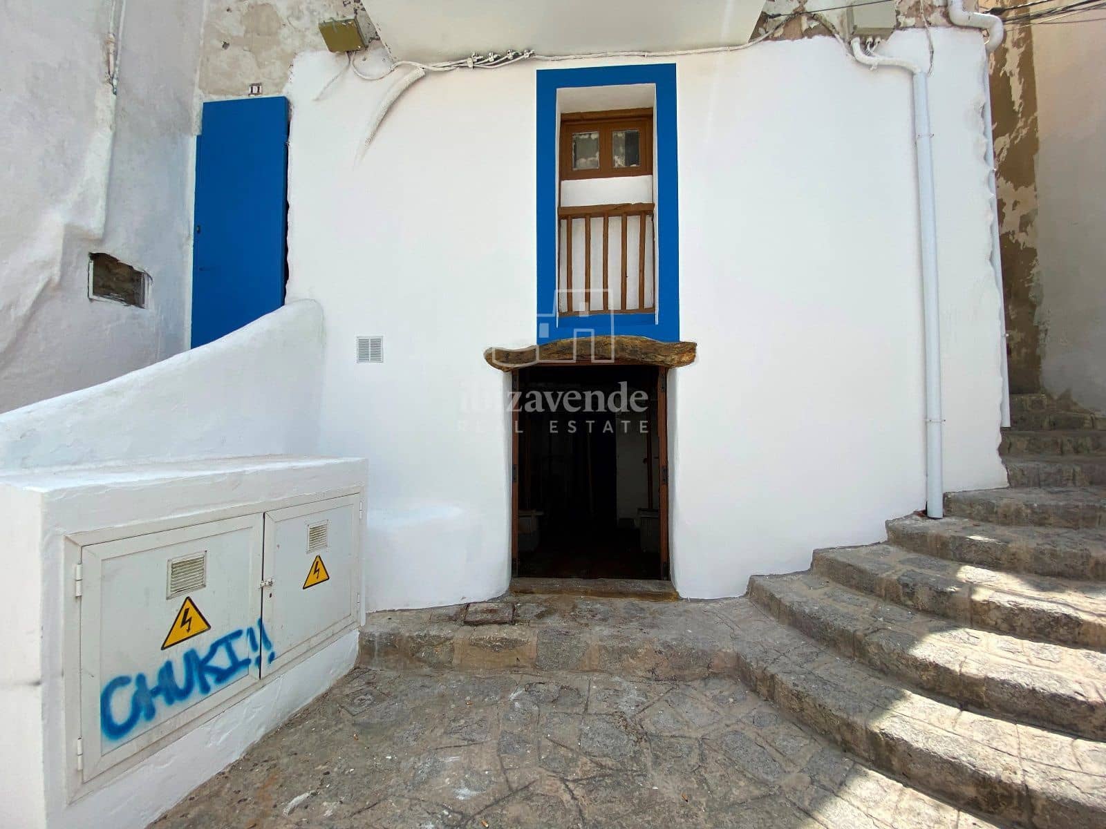 Commercieel te koop in Ibiza dorp - € 300.000 (Ref: 9041458)