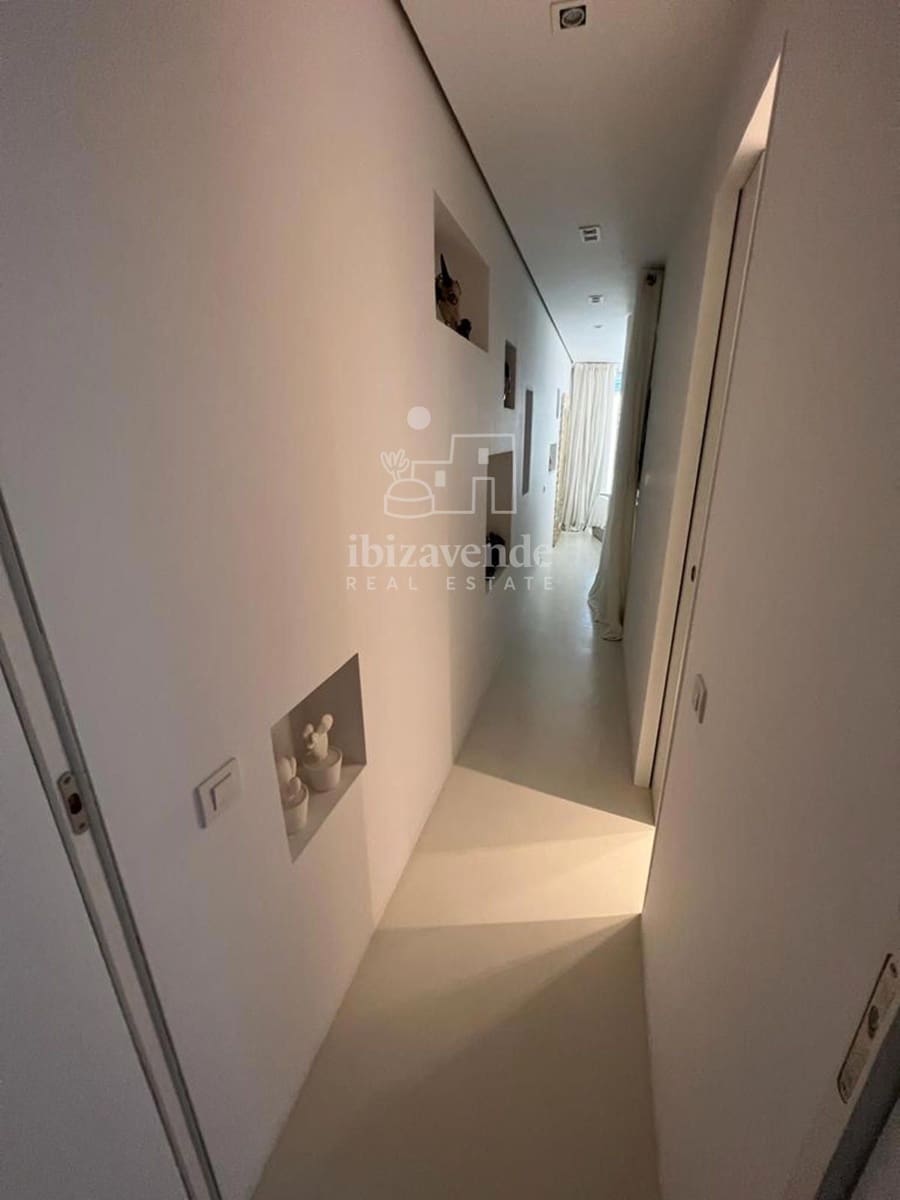 2 soverom Leilighet til salgs i Ibiza by med svømmebasseng - € 1 350 000 (Ref: 9041472)