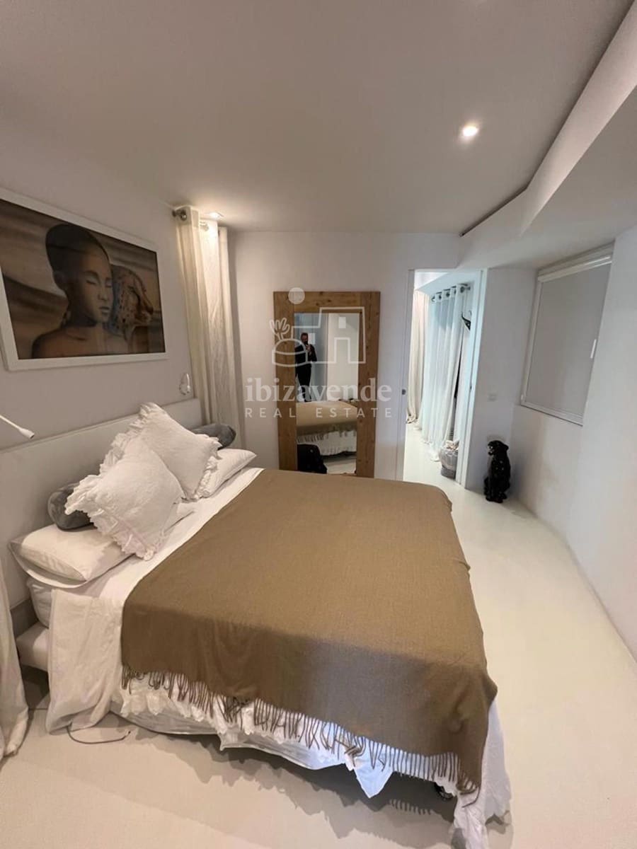 2 soverom Leilighet til salgs i Ibiza by med svømmebasseng - € 1 350 000 (Ref: 9041472)