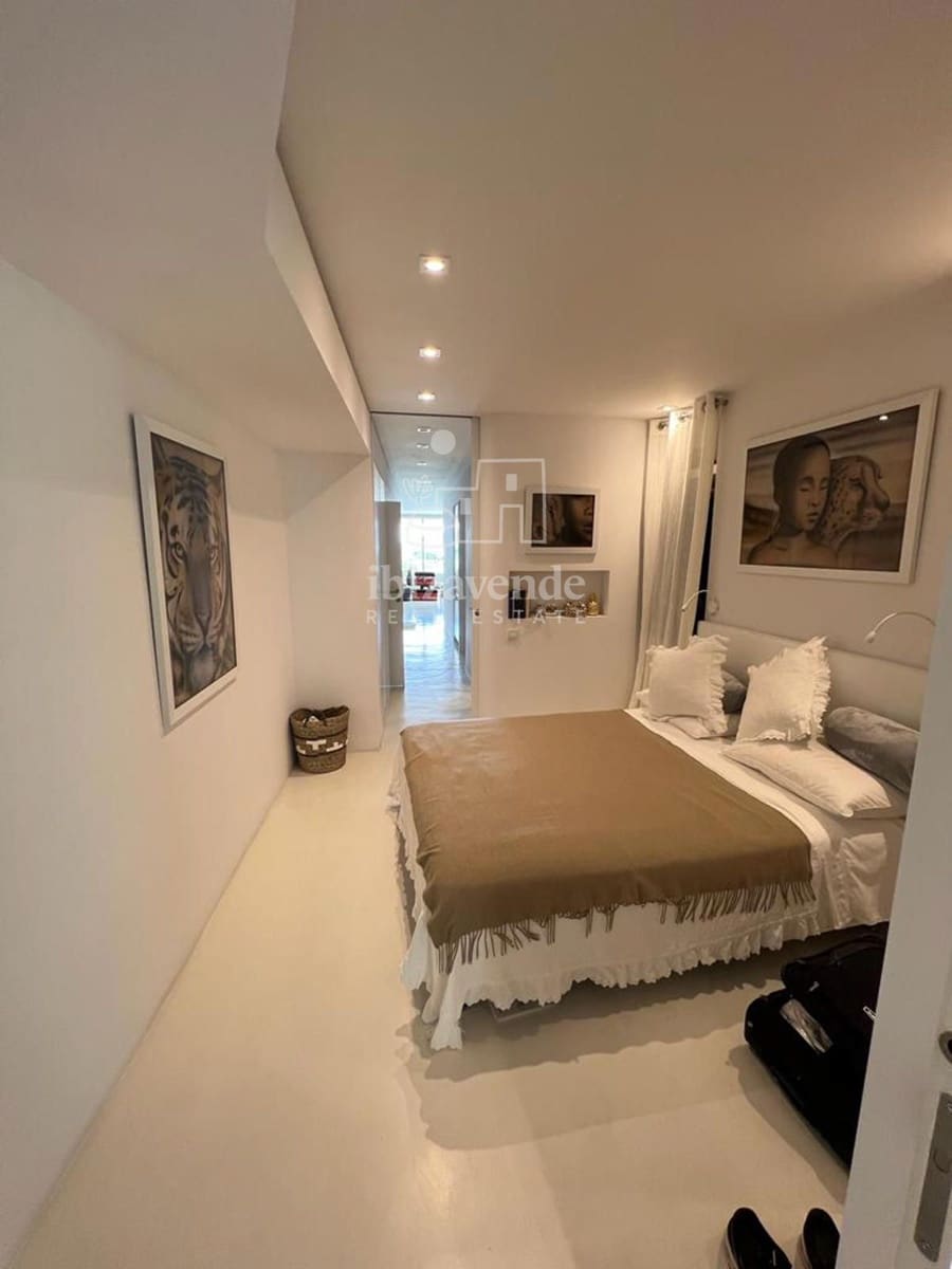 2 soverom Leilighet til salgs i Ibiza by med svømmebasseng - € 1 350 000 (Ref: 9041472)