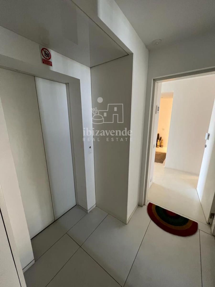 2 soverom Leilighet til salgs i Ibiza by med svømmebasseng - € 1 350 000 (Ref: 9041472)