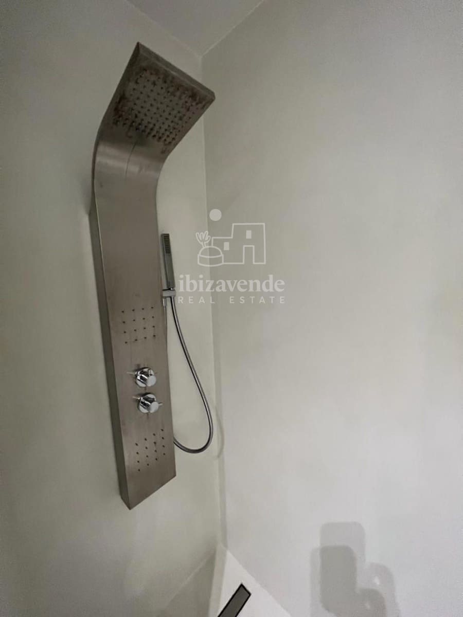 2 soverom Leilighet til salgs i Ibiza by med svømmebasseng - € 1 350 000 (Ref: 9041472)