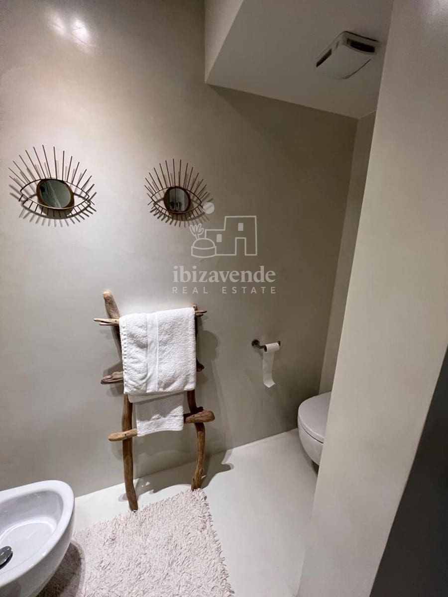 2 soverom Leilighet til salgs i Ibiza by med svømmebasseng - € 1 350 000 (Ref: 9041472)