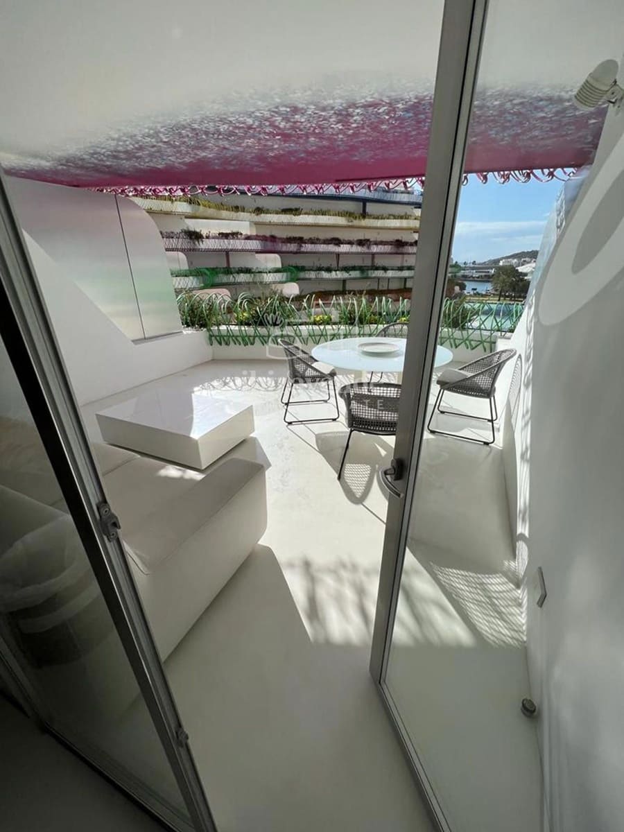 2 soverom Leilighet til salgs i Ibiza by med svømmebasseng - € 1 350 000 (Ref: 9041472)